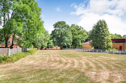 Land lying to the south of Firgrave Road, Yateley, GU46 6NH