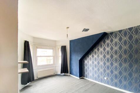 38 Bradstone Road, Folkstone CT20 1HW