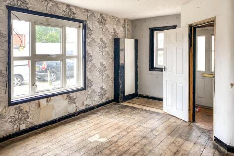 78 Shakespeare Road, Exeter, Devon, EX2 6DD