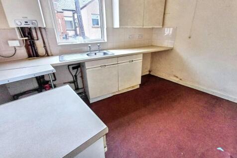 67B Bankfield Avenue, Longsight, Manchester, Greater Manchester, M13 0YQ