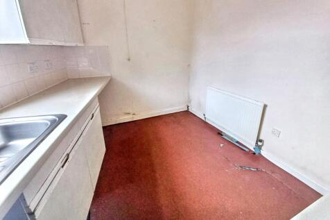 67B Bankfield Avenue, Longsight, Manchester, Greater Manchester, M13 0YQ
