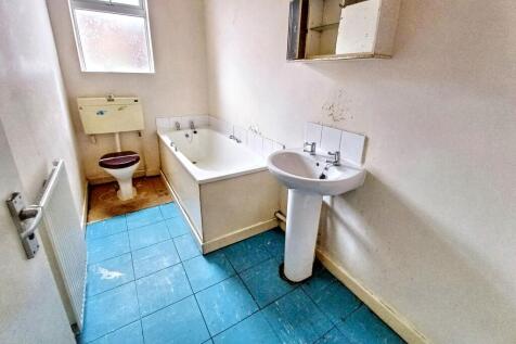 67B Bankfield Avenue, Longsight, Manchester, Greater Manchester, M13 0YQ