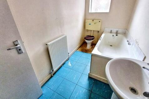 67B Bankfield Avenue, Longsight, Manchester, Greater Manchester, M13 0YQ