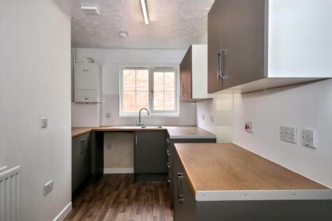 28 Rolls Close, Yaxley, Peterborough, Cambridgeshire, PE7 3QT