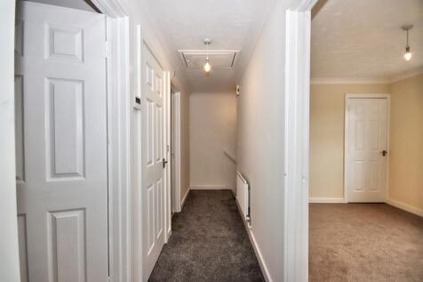 28 Rolls Close, Yaxley, Peterborough, Cambridgeshire, PE7 3QT