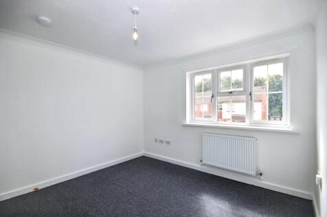 28 Rolls Close, Yaxley, Peterborough, Cambridgeshire, PE7 3QT