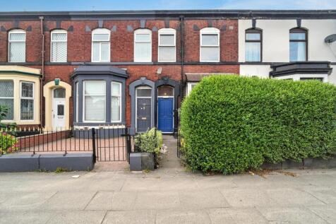 121 Walmersley Road, Bury, Lancashire, BL9 5AY