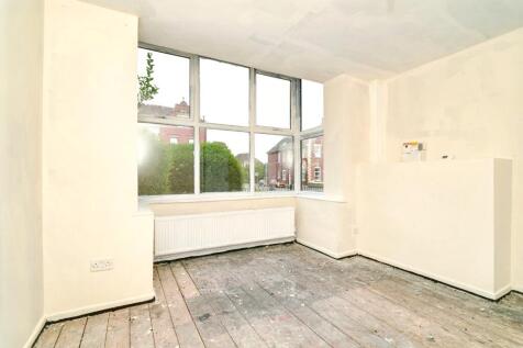 121 Walmersley Road, Bury, Lancashire, BL9 5AY