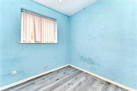 24 Avion Close, Walsall, West Midlands, WS1 3JF