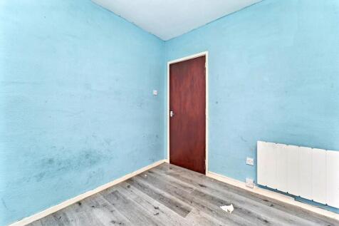24 Avion Close, Walsall, West Midlands, WS1 3JF