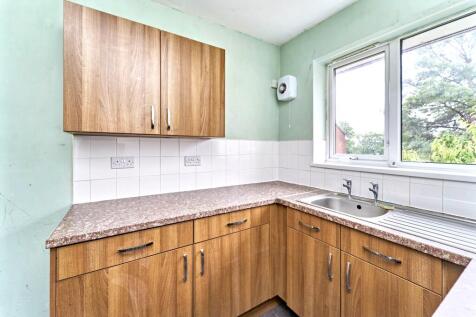 24 Avion Close, Walsall, West Midlands, WS1 3JF