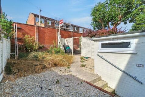 2 Woburn Road, Yeovil, Somerset BA21 5JY