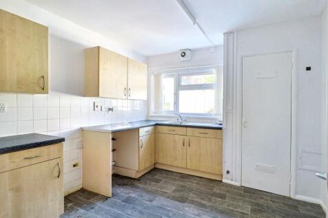 2 Woburn Road, Yeovil, Somerset BA21 5JY