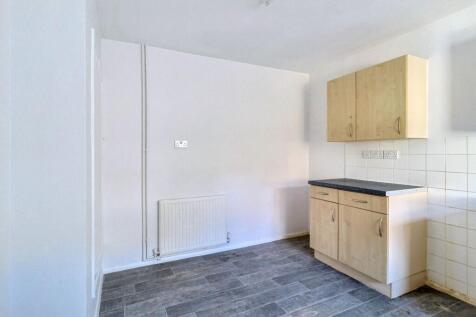 2 Woburn Road, Yeovil, Somerset BA21 5JY