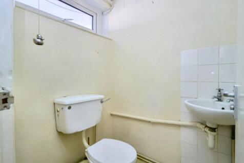 2 Woburn Road, Yeovil, Somerset BA21 5JY