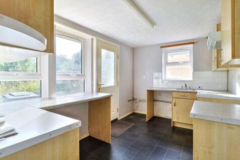 57 Thurlocks, Tintinhull, Yeovil, Somerset, BA22 8QE