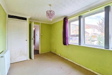57 Thurlocks, Tintinhull, Yeovil, Somerset, BA22 8QE
