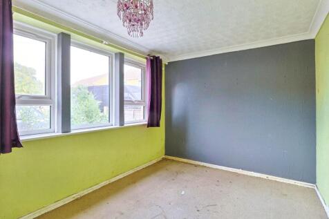 57 Thurlocks, Tintinhull, Yeovil, Somerset, BA22 8QE