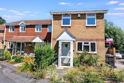 9 Madison Close, Gosport, PO13 9UL