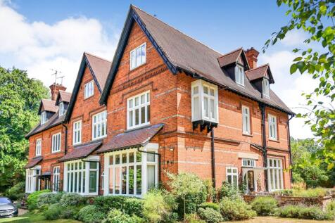 7 Clevemede House, Goring on Thames, RG8 9BX