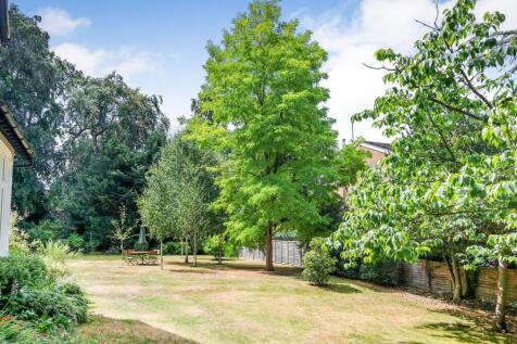 7 Clevemede House, Goring on Thames, RG8 9BX