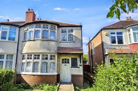 38 Tees Avenue, Perivale, Greenford, UB6 8JJ