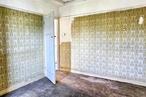38 Tees Avenue, Perivale, Greenford, UB6 8JJ