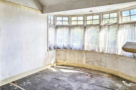38 Tees Avenue, Perivale, Greenford, UB6 8JJ