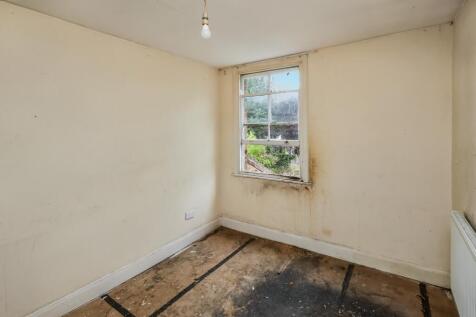 28b Lavender Grove, Hackney, London, E8 3LU