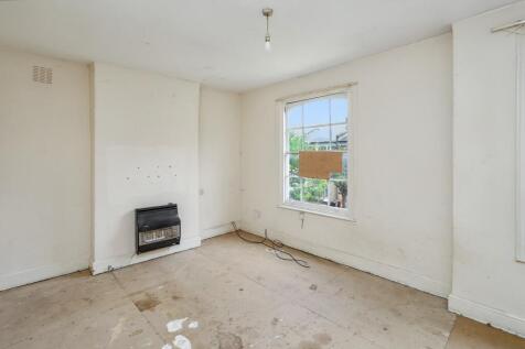 28b Lavender Grove, Hackney, London, E8 3LU