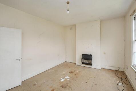 28b Lavender Grove, Hackney, London, E8 3LU