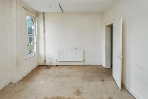 28b Lavender Grove, Hackney, London, E8 3LU