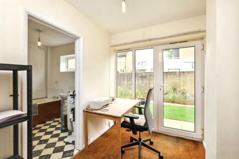 51 Carters Close, Sherington, Newport Pagnell, MK16 9NW