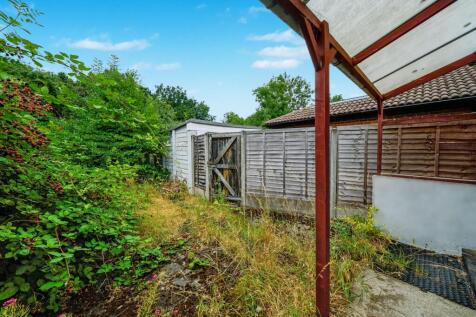 129 Linden Avenue, Ruislip, Middlesex, HA4 8TY
