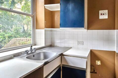 63B Cornwall Crescent, London W11 1PJ