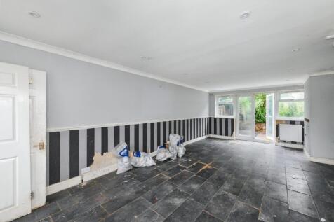 14 Westmeade Close, Cheshunt, Waltham Cross, EN7 6JP