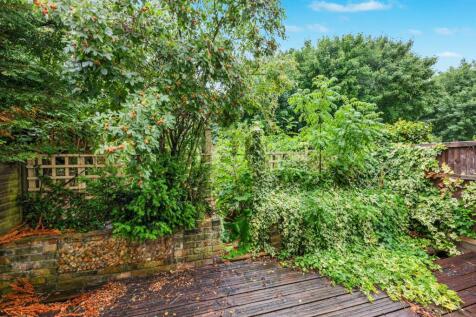 14 Westmeade Close, Cheshunt, Waltham Cross, EN7 6JP
