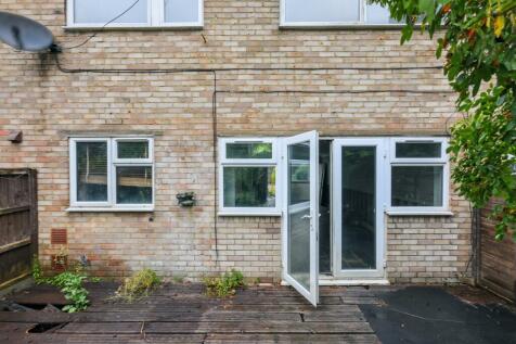 14 Westmeade Close, Cheshunt, Waltham Cross, EN7 6JP