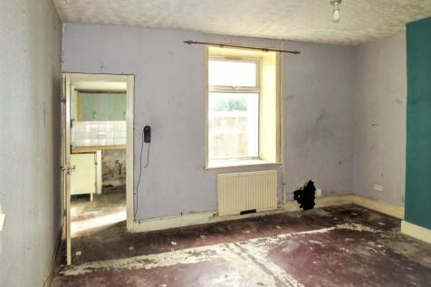 67 Pickup Street, Clayton Le Moors, Lancashire, BB5 5NS