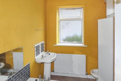 67 Pickup Street, Clayton Le Moors, Lancashire, BB5 5NS