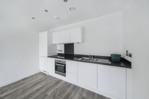 Flat 10, Denman House, 1 New Road, Feltham TW14 9AJ