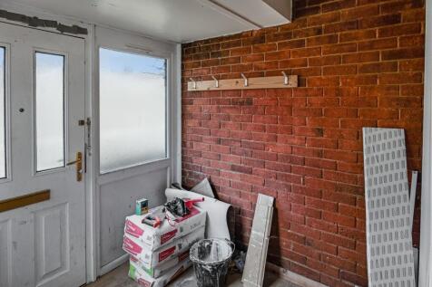 61 Glyndebourne Close, Salisbury, SP2 9HA