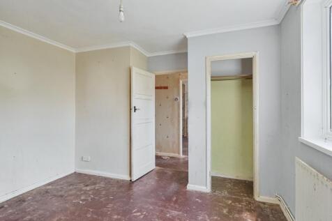 6 Boleyn Crescent, Weymouth, DT4 9JX