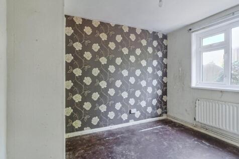 6 Boleyn Crescent, Weymouth, DT4 9JX