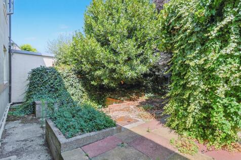 6 Boleyn Crescent, Weymouth, DT4 9JX