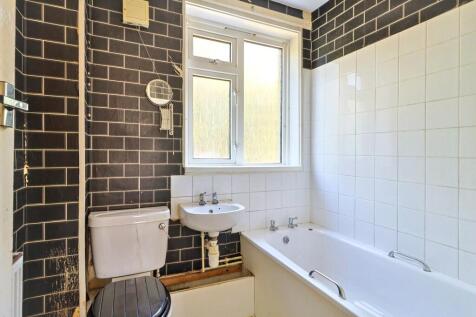6 Boleyn Crescent, Weymouth, DT4 9JX