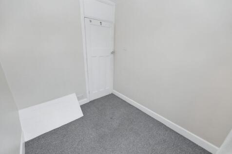 124 Standard Avenue, Coventry, CV4 9BS