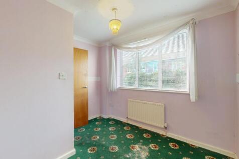 118 Covelees Wall, Winsor Park Estate, Beckton, London, E6 6WF