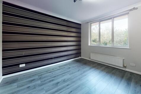 118 Covelees Wall, Winsor Park Estate, Beckton, London, E6 6WF