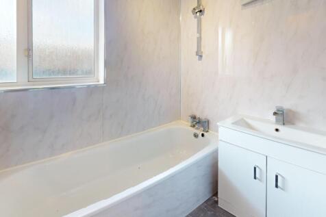 118 Covelees Wall, Winsor Park Estate, Beckton, London, E6 6WF